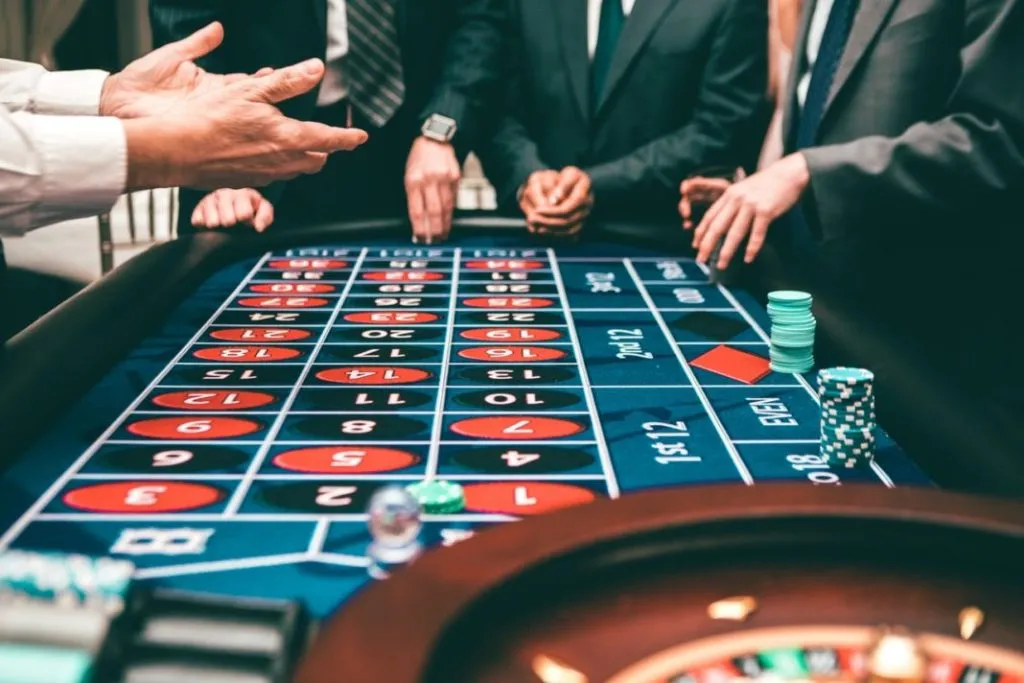 برای برد در mafia کدام نقش می تواند به شما کمک بیشتری بکند؟